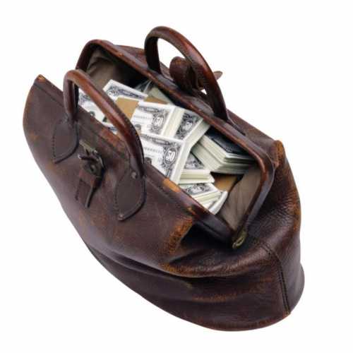 корова, сетка, милитари: всё это вам придется носить в 2019